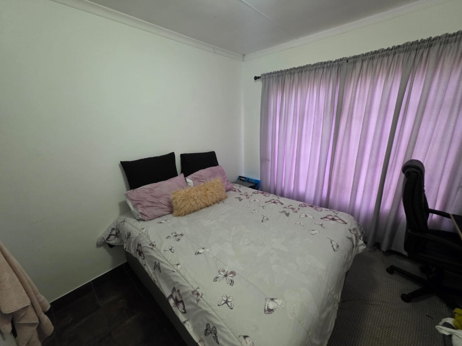 2 Bedroom Property for Sale in Vaalpark Free State